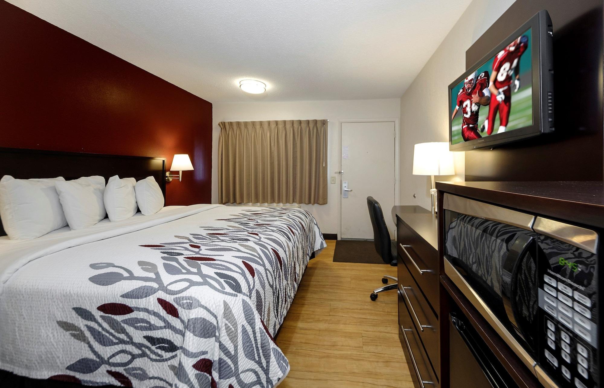Red Roof Inn Lansing East - Msu Buitenkant foto